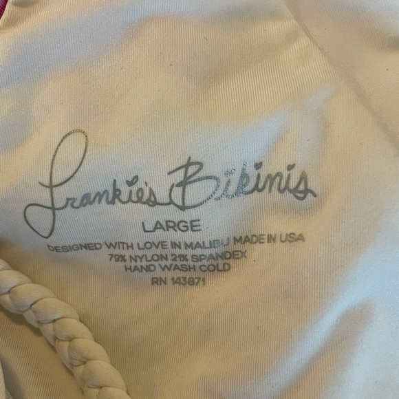 Frankie's Bikinis swimsuit one piece sz large crochet center white floral - Picture 5 of 6